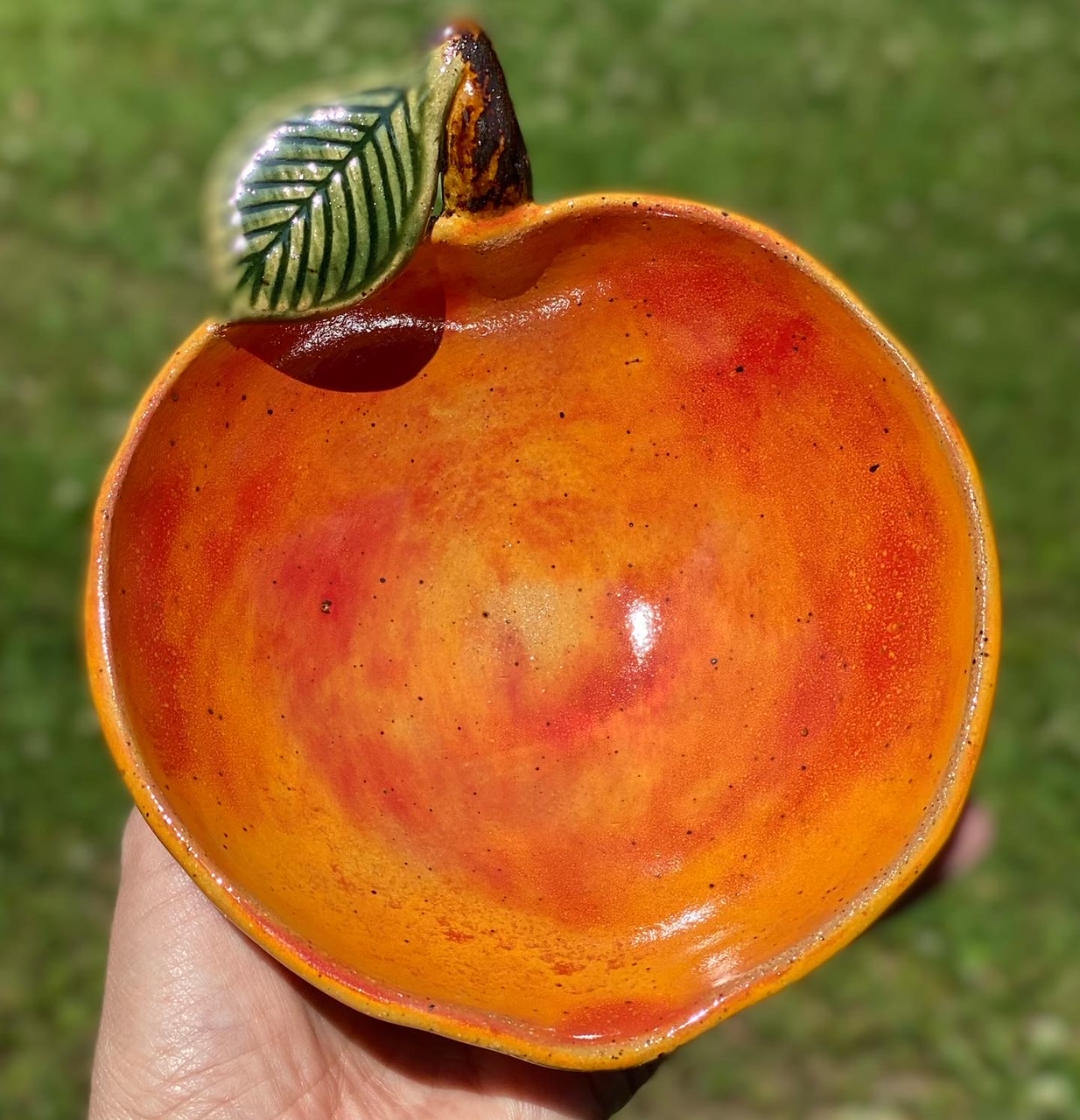 Pottery peach
